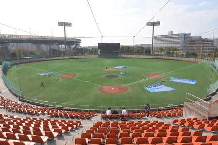 　南港中央公園野球場