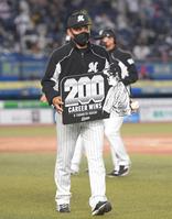 　監督通算２００勝を達成した井口監督（撮影・伊藤笙子）