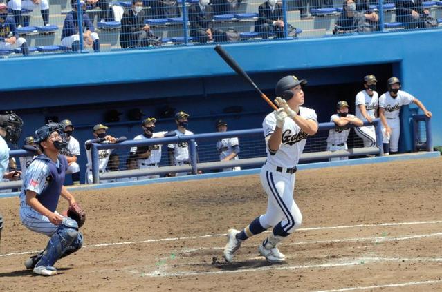 ドラフト候補の東京学館・粟飯原、フェン直二塁打も凡退悔やむ「ミスが多かった」