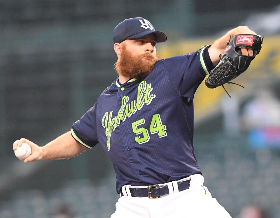 　阪神打線を相手に力投するサイスニード（撮影・田中太一）