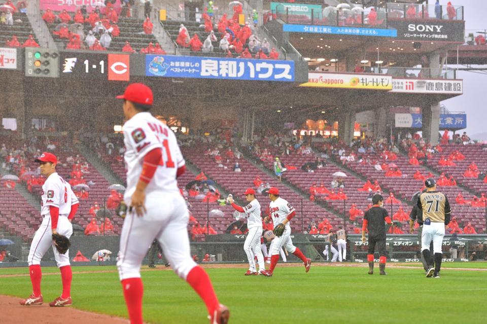 広島対日本ハム ２度の降雨中断の末 四回途中でノーゲームに 野球 デイリースポーツ Online