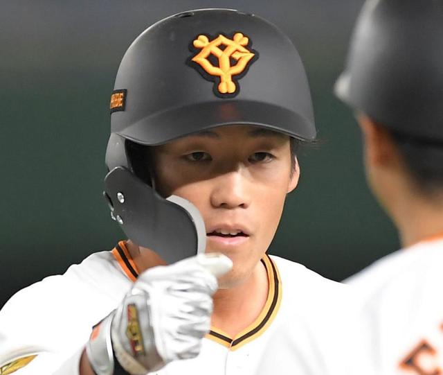 巨人が重信 ソフトバンクが上林を登録抹消【7日の公示】/野球