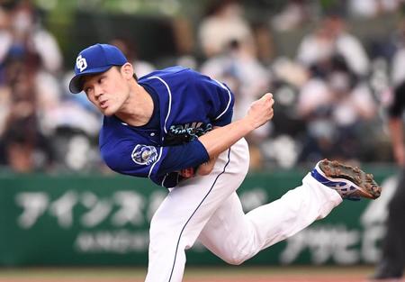 　力投する中日先発の福谷（撮影・園田高夫）
