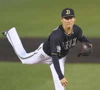 　力投する山本（撮影・金田祐二）