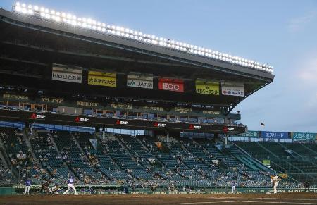 　プロ野球の阪神-中日戦が行われた甲子園球場＝５月１３日