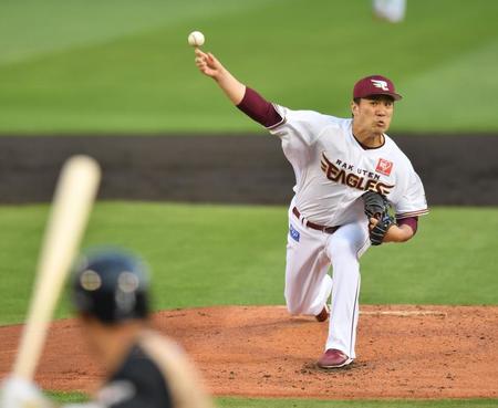 　日本ハム戦に先発し力投する楽天・田中将（撮影・西岡正）