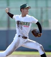 　５回無失点の好投を見せた専大松戸・深沢（撮影・開出牧）