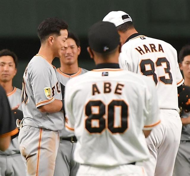 異例のリアルジャイアンツカップは二岡軍が勝利 原監督指名のｍｖｐは湯浅 野球 デイリースポーツ Online