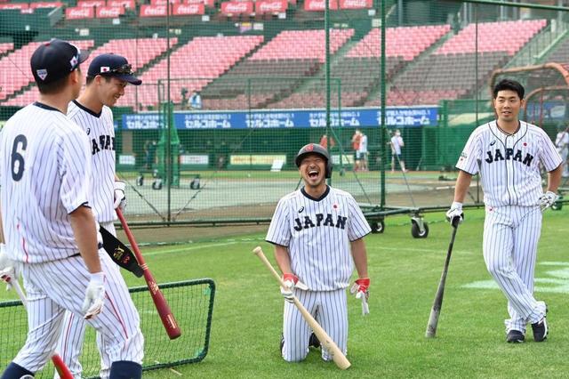 侍のヤクルト・山田、一塁で練習「準備不足がないようにしたい」