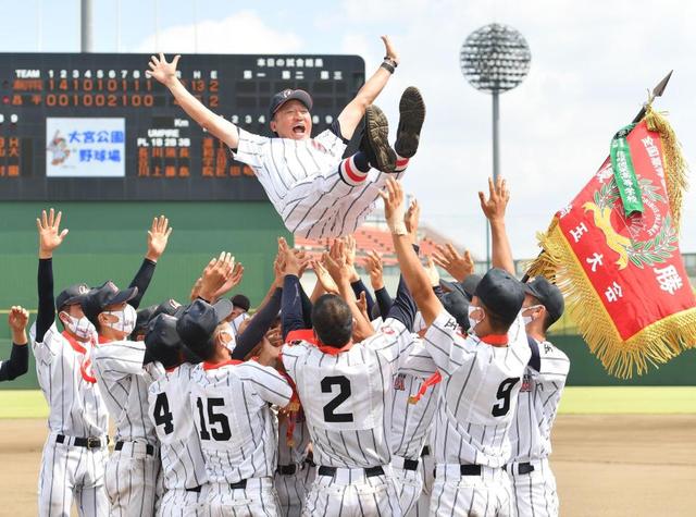 浦和学院　森監督が優勝インタビューで今夏限りの退任を表明