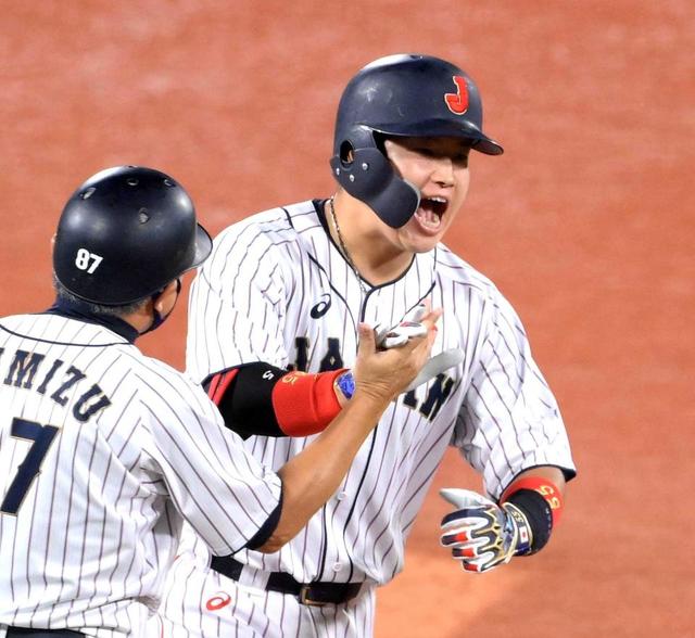 ヤクルト・村上　雄たけび金弾！五輪プロ最年少アーチで先制Ｖ