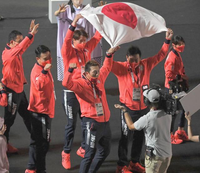 侍ジャパンはマー君、鈴木誠、森下、山崎が参加　オースティンと抱擁も