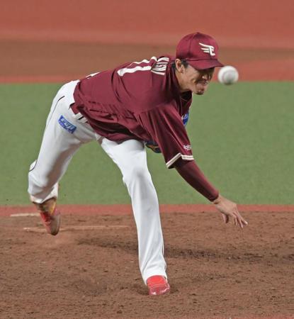 　ノーヒットピッチングの岸（撮影・三好信也）