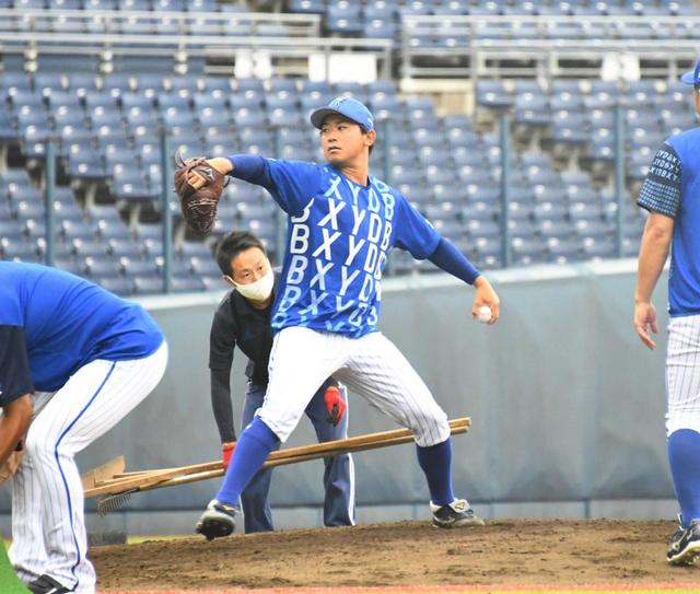 ＤｅＮＡ・三浦監督　対面取材に「久しぶりやな～」後半戦開幕へ闘志