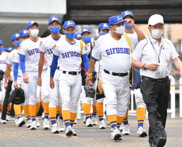 県岐阜商 体幹トレーニングで調整 ３日連続順延に鍛治舎監督「３回戦を戦うつもりで」/野球/デイリースポーツ online