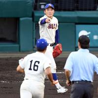 　鹿島学園を完封した盛岡大付・渡辺（撮影・山口登）