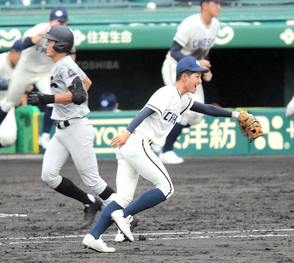 長崎商 ６９年ぶり校歌に 重かったです 熊本工との九州対決を制す 野球 デイリースポーツ Online