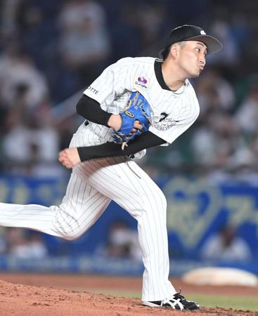 ６回２失点の好投で今季６勝目を挙げた小島＝ＺＯＺＯマリン（撮影・開出牧）