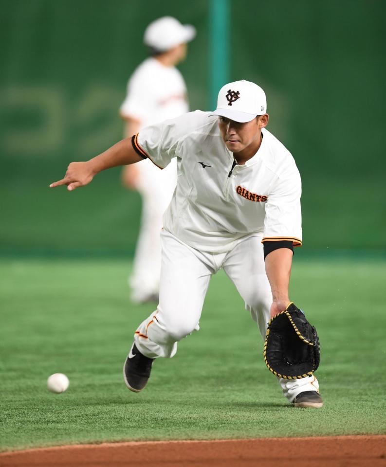 中田翔選手 ジャイアンツ×Yohji Yamamoto レプリカユニフォーム - 野球