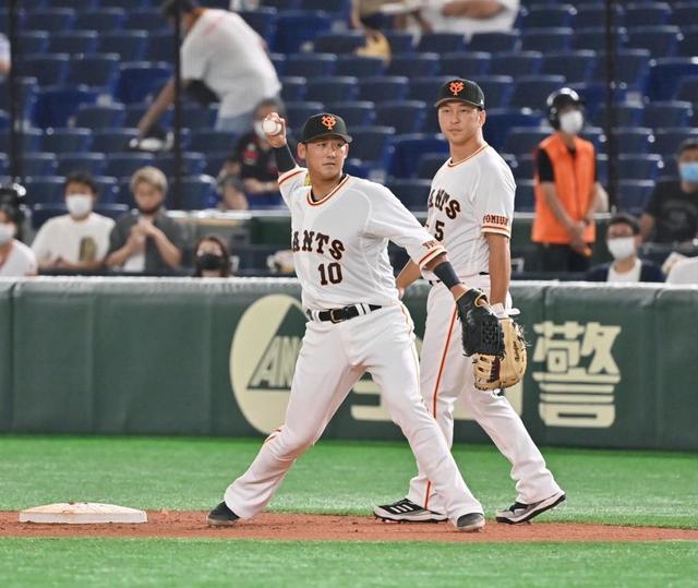 中田翔が巨人初打席はストレートの四球 好機に代打 コールにどよめき 野球 デイリースポーツ Online