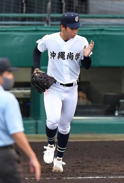 沖縄尚学　あわや完全試合の完封負け　相手の投球術に脱帽「うまく的を外された」
