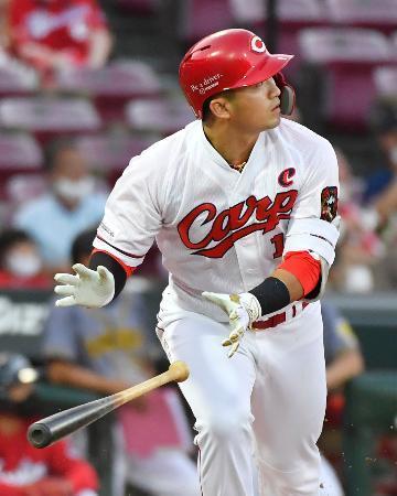 広５-０神（２９日）広島４連勝で４位浮上