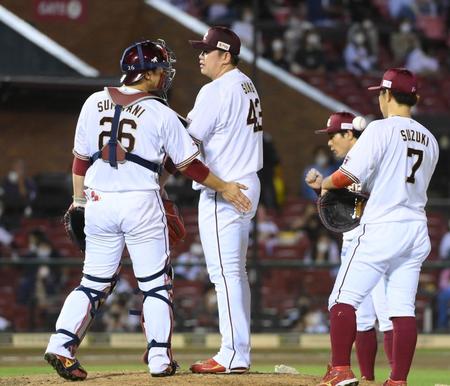 ９回途中降板する宋＝楽天生命パーク（撮影・堀内翔）