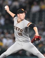 力投する戸郷＝甲子園（撮影・北村雅宏）