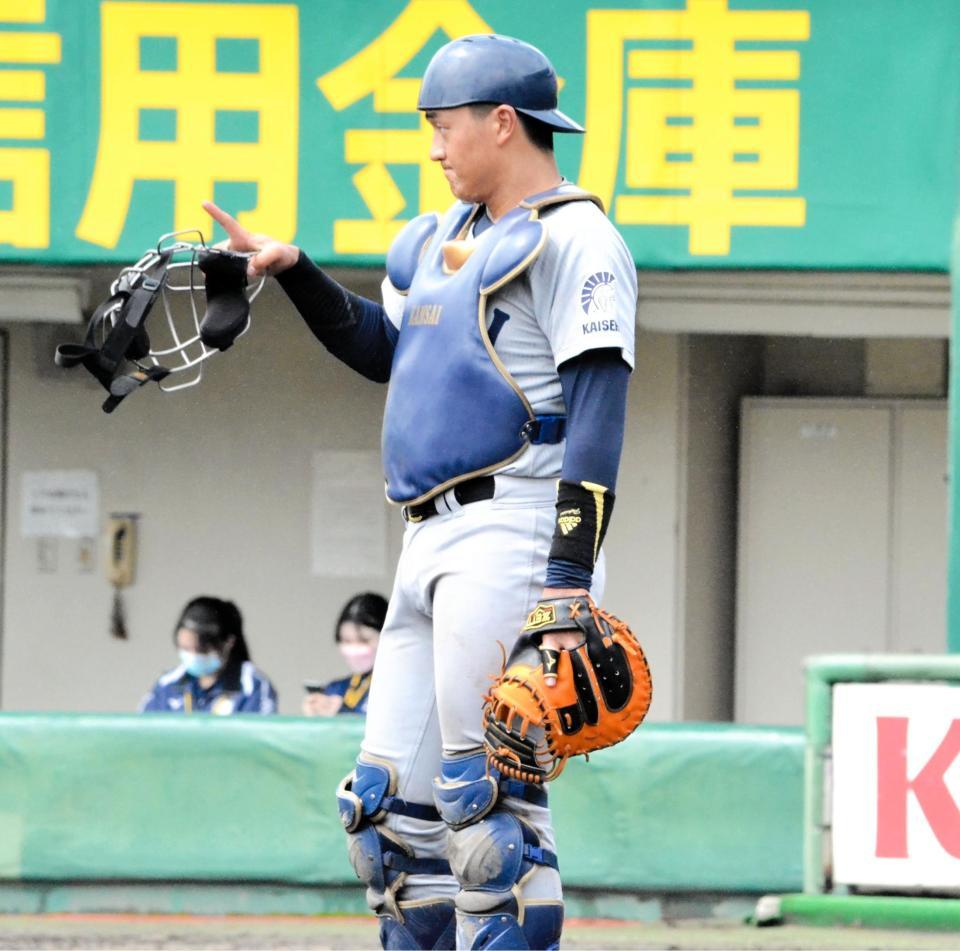 プロ志望届を提出した強肩強打の久保田（撮影・永井優花）