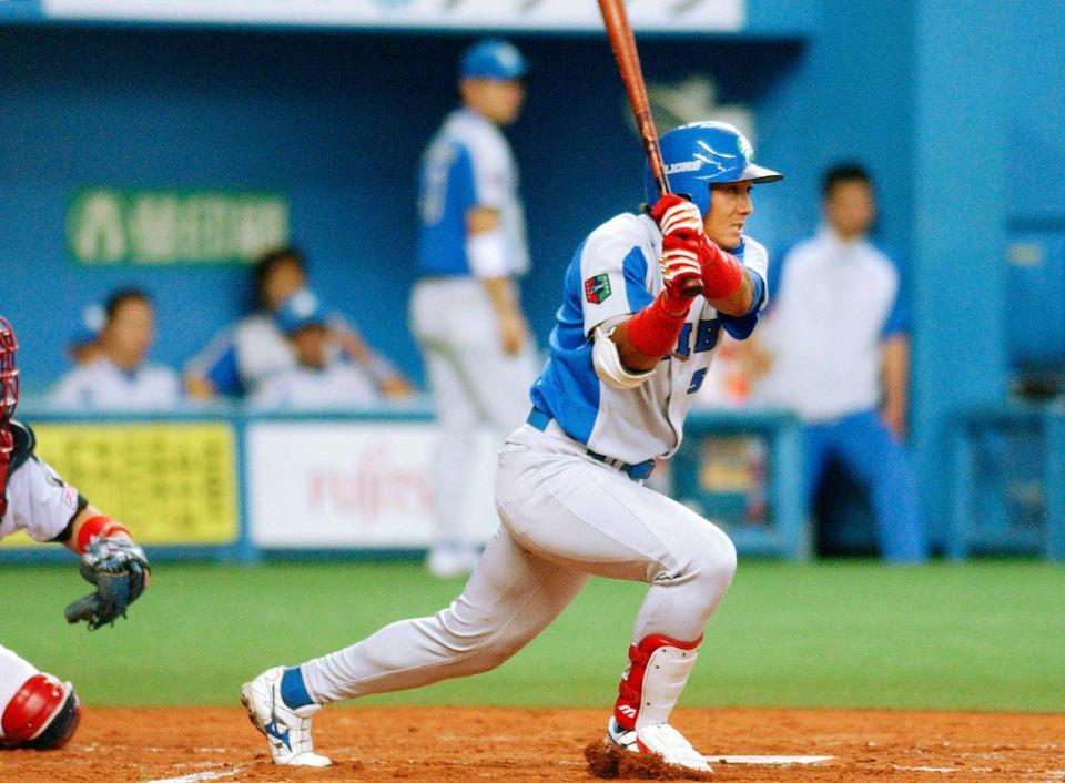 　０４年９月２４日シーズン最終戦での初出場初Ｈを放った栗山