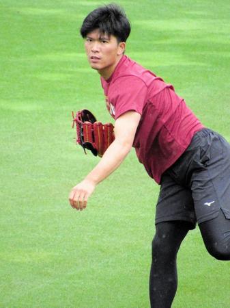 　７日・日本ハム戦に向けて最終調整を行う早川