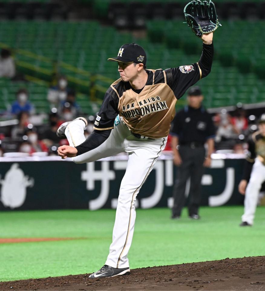 　力投する先発の日本ハム・上沢