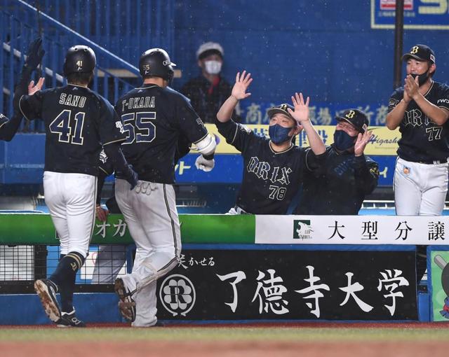 オリックス　ミラクル４連勝！Ｔ－岡田が９回２死、値千金３ラン！ロッテにゲーム差なし