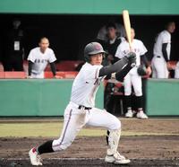 ２安打３打点と活躍した中川