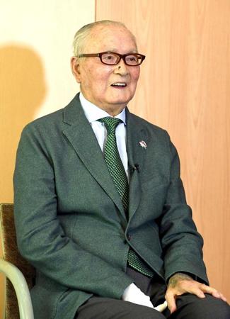 　文化勲章受章の喜びを語る巨人・長嶋茂雄終身名誉監督（撮影・佐藤厚）