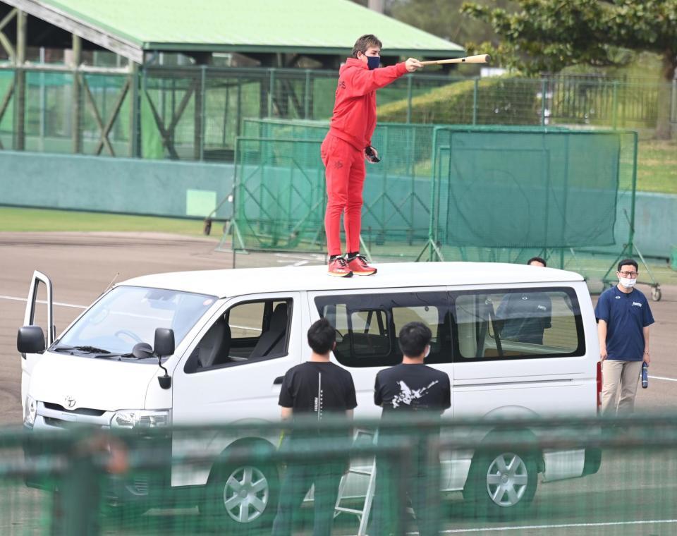 新庄監督 ビッグボス劇場 解説 着替えは 絵的にネタ 整備は 早く選手を休憩 野球 デイリースポーツ Online