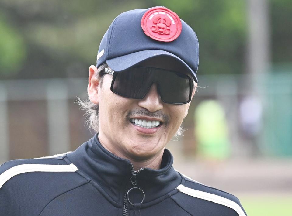 新庄剛志監督が変化遂げた肉体披露「48歳でも8カ月で変われます