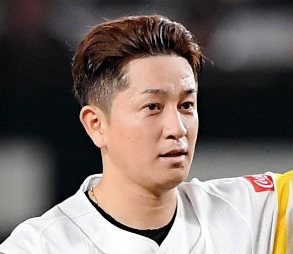 楽天 前ソフトバンク・川島慶三の獲得調査 38歳“元気印”の左キラー