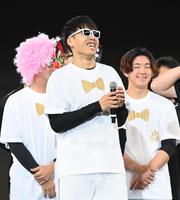 背番号の変更を発表した日本ハム・杉浦＝札幌ドーム（撮影・高石航平）