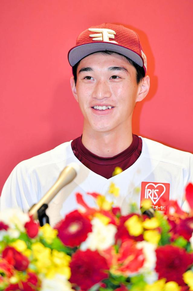 楽天ドラ1吉野創士 背番号は9「浅村選手を越えるような選手に」/野球
