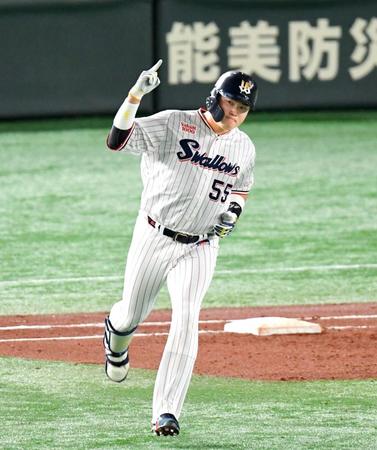 　ベストナインに選出された村上宗隆