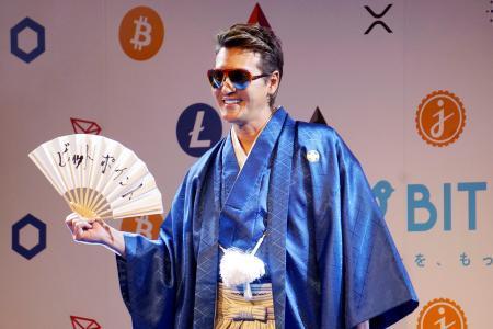 日本ハムの新庄監督、猛勉強中「野球で頭がいっぱい」