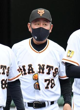 　巨人・金杞泰コーチ