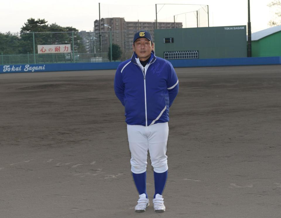 選抜高校野球出場校に選ばれず残念そうに会見する東海大相模・原監督（撮影・三好信也）