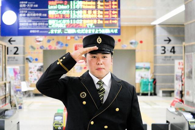 オリックス・ドラ５の池田が宮崎駅で駅員体験　かつては憧れ？「小学生ぐらいの頃」