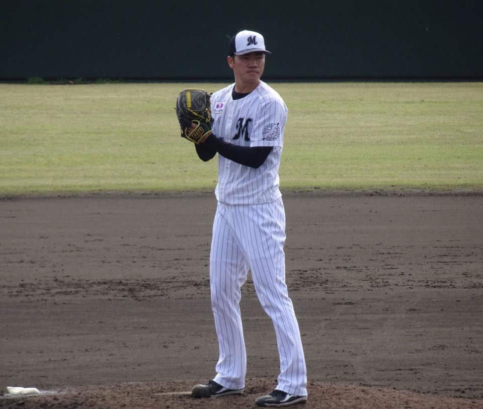 　前回に続き２度目のシート打撃で好投し、沖縄での１軍２次キャンプに帯同する見込みとなった小沼