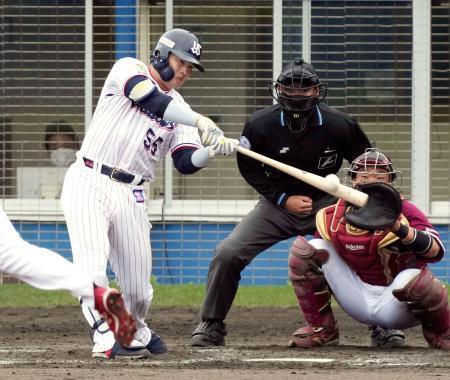 ヤクルト村上、初実戦で本塁打昨季本塁打王、楽天と練習試合