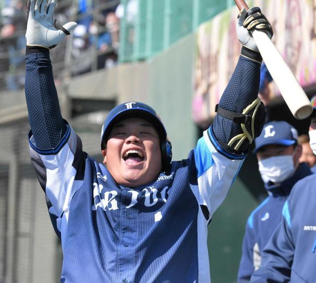 西武・渡部　どすこい！今春“１号”「アピールできて良かった」