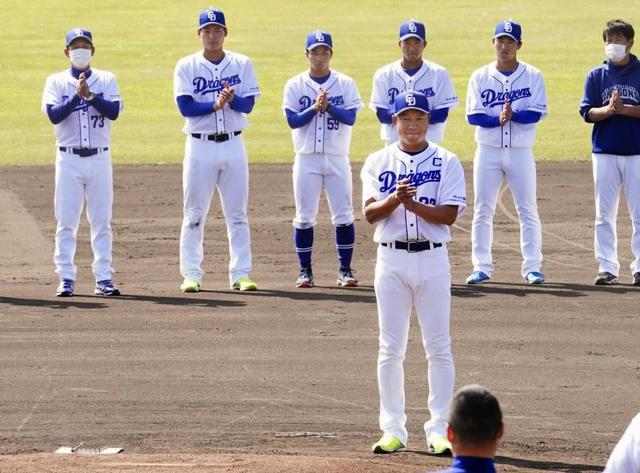 中日・立浪監督、開幕投手１日発表　原巨人に対抗「じゃあ、うちも」