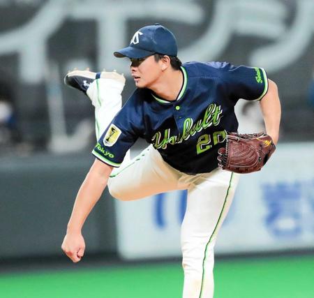 　７回から登板した木沢